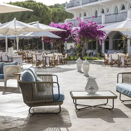 Falkensteiner Capo Boi Otel Villasimius