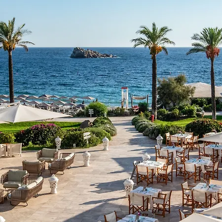 Falkensteiner Capo Boi Otel Villasimius