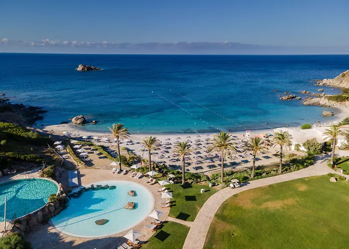 Hotel Falkensteiner Capo Boi 5*